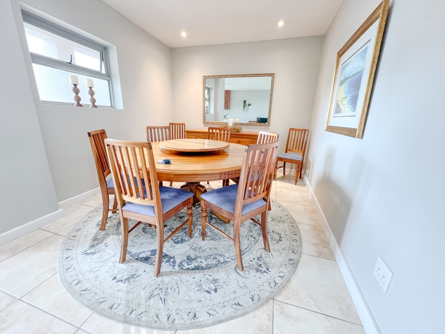To Let 3 Bedroom Property for Rent in Plettenberg Bay Central Western Cape